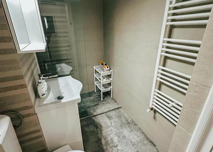 Silence D'or - Reyna * קונסטנצה